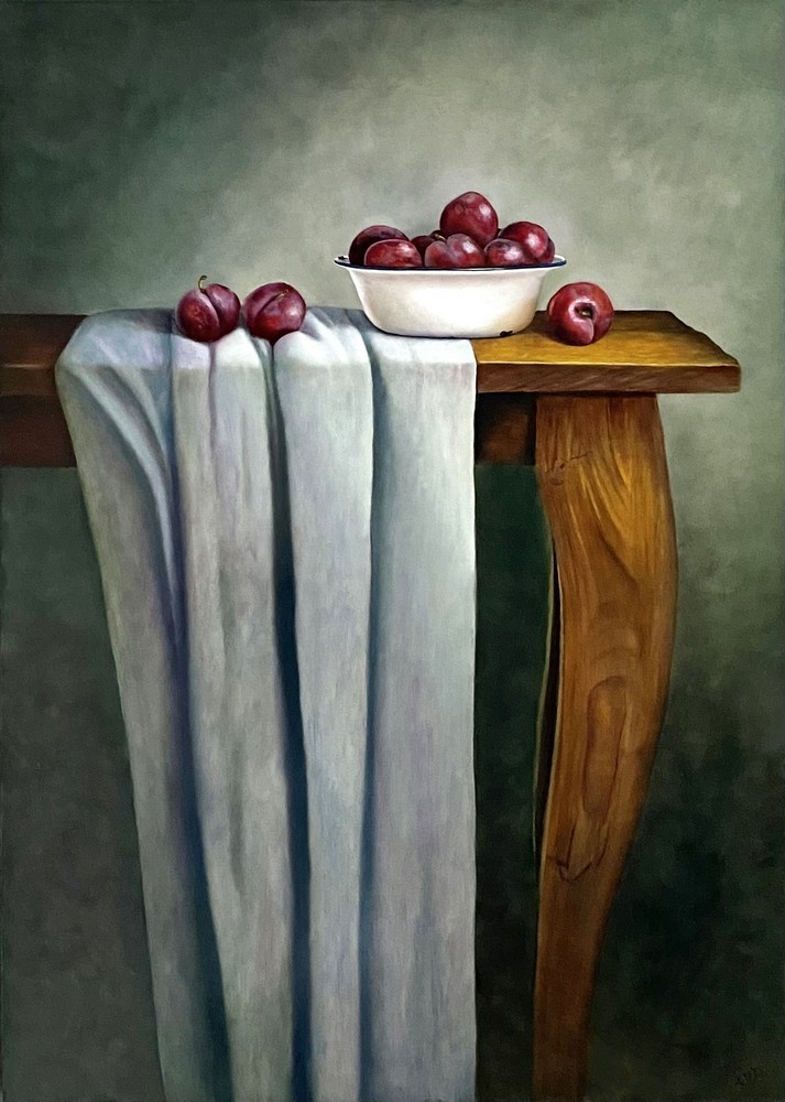 Table with Plums